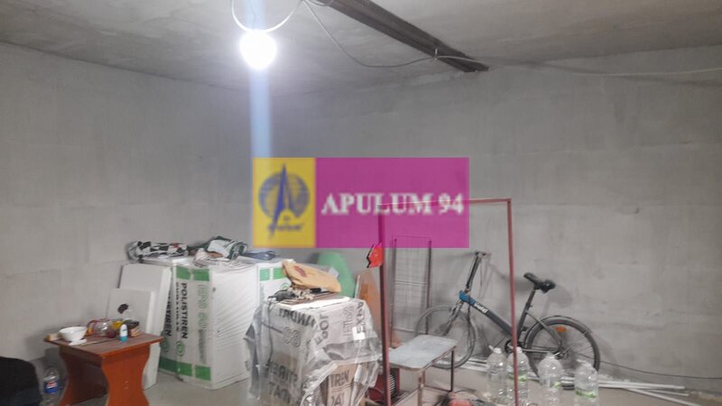 Ocazie! Se vinde casa 2 cam la 135.000 eur in Giulesti